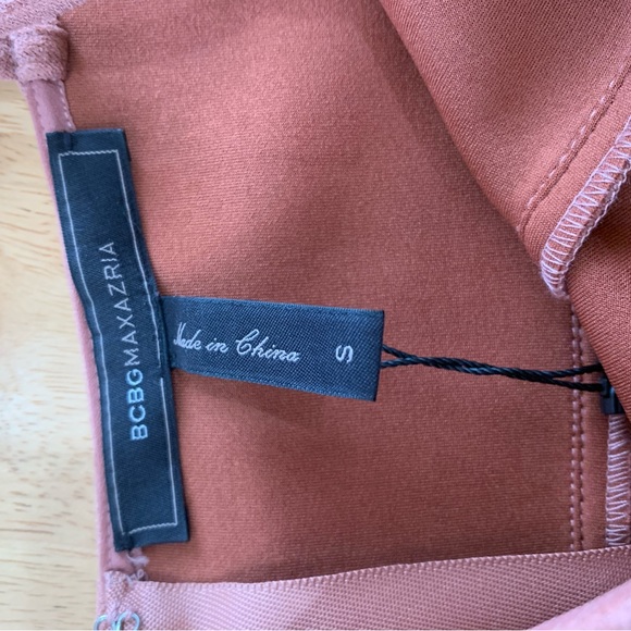 Beautiful BCBG Maxazria “Alese” dress in rosedawn. Form fitting showstopper. - Picture 5 of 6